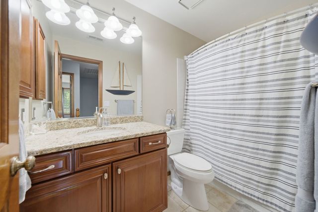 1907 Jeanette Avenue, St. Charles, IL 60174