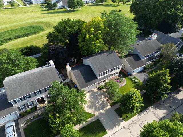 1907 Jeanette Avenue, St. Charles, IL 60174