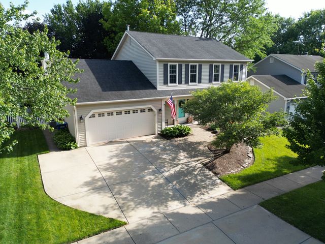 1907 Jeanette Avenue, St. Charles, IL 60174