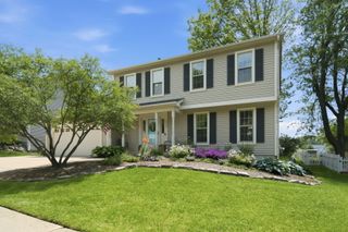 1907 Jeanette Avenue, St. Charles, IL 60174