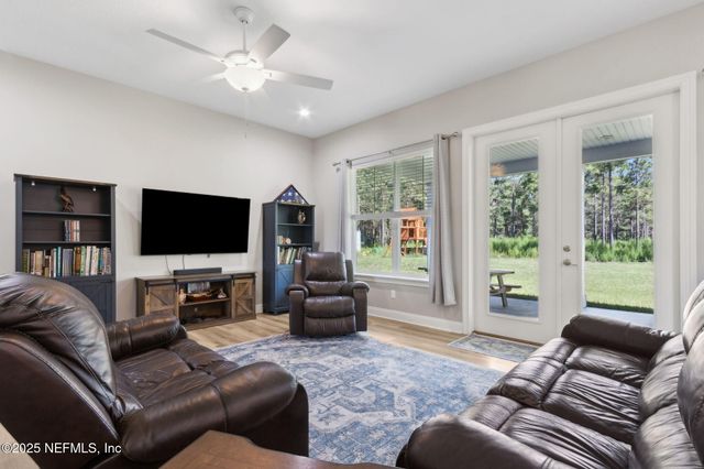 47333 TURKEY TOWN Lane, Hilliard, FL 32046