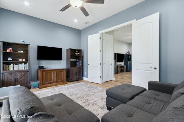 47333 TURKEY TOWN Lane, Hilliard, FL 32046