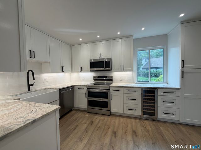 883 Heritage Village C, Southbury, CT 06488