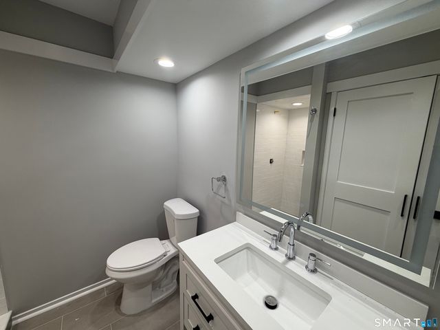 883 Heritage Village C, Southbury, CT 06488