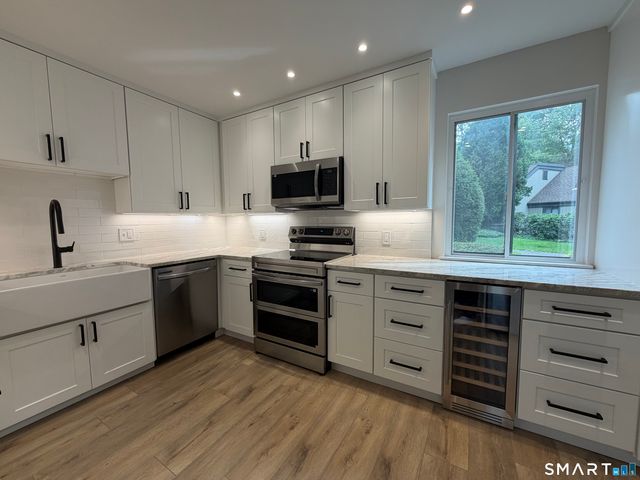 883 Heritage Village C, Southbury, CT 06488