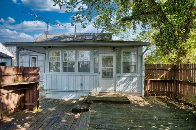 989 Davis Avenue, Newark, OH 43055