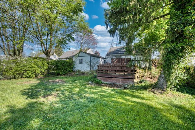 989 Davis Avenue, Newark, OH 43055