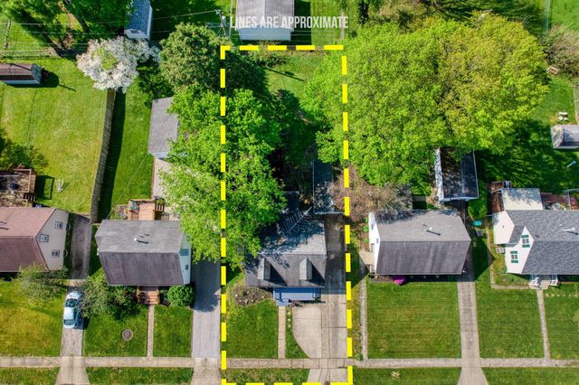 989 Davis Avenue, Newark, OH 43055