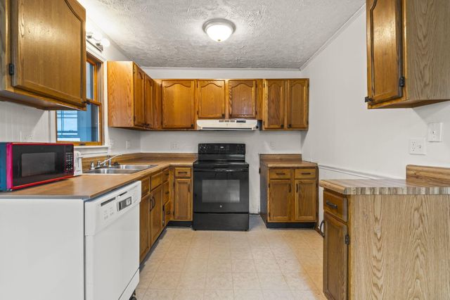 989 Davis Avenue, Newark, OH 43055