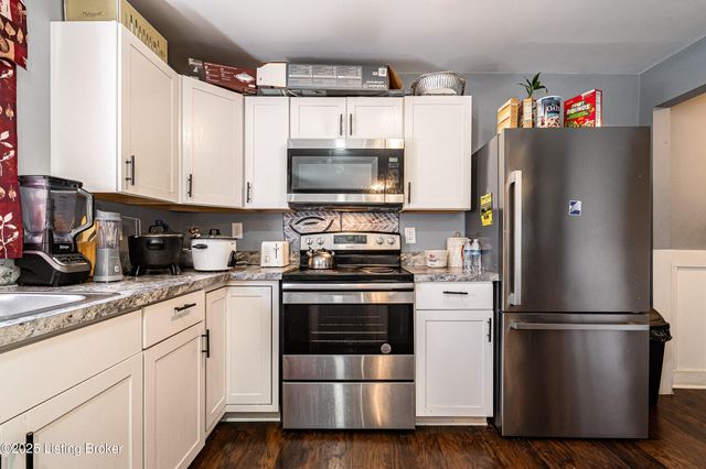 4906 Graston Ave, Louisville, KY 40216