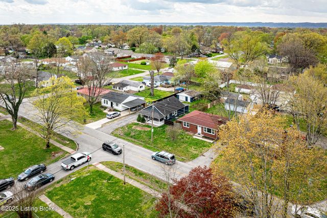 4906 Graston Ave, Louisville, KY 40216