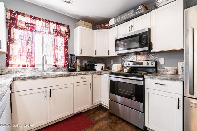 4906 Graston Ave, Louisville, KY 40216