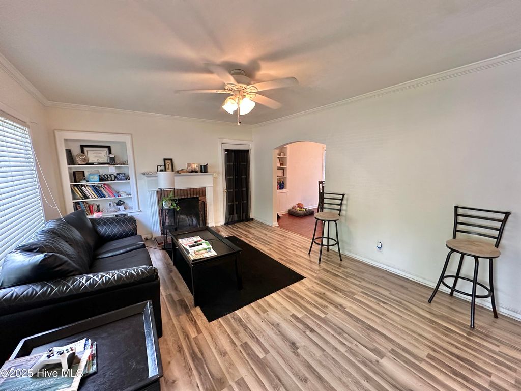 303 S Andrews Avenue, Goldsboro, NC 27530