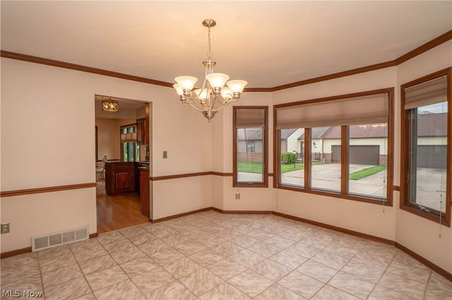 60 Picadilly Court 7A, Kent, OH 44240