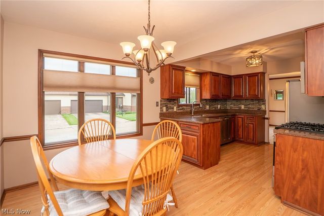 60 Picadilly Court 7A, Kent, OH 44240