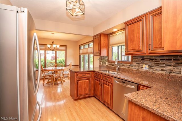 60 Picadilly Court 7A, Kent, OH 44240