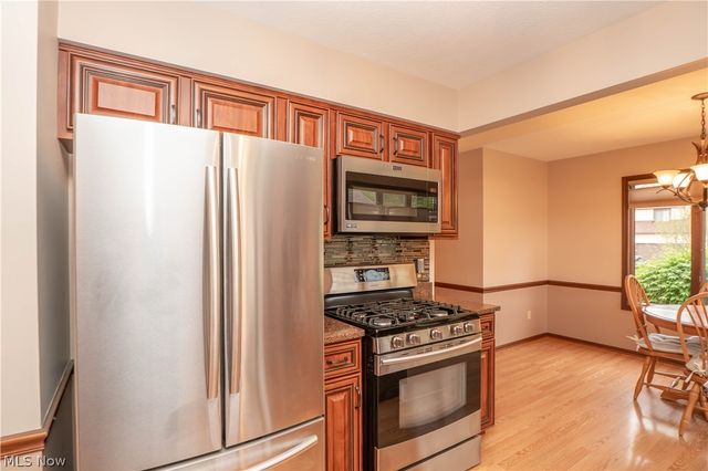 60 Picadilly Court 7A, Kent, OH 44240