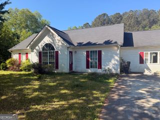93 Saint James Place, Sharpsburg, GA 30277