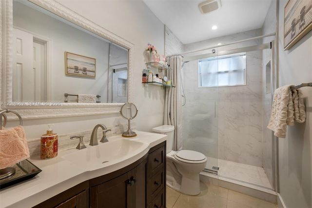 304 SW 68th Avenue, Pembroke Pines, FL 33023