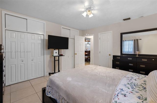 304 SW 68th Avenue, Pembroke Pines, FL 33023