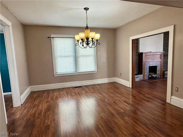 1206 W Virginia Avenue, Parkersburg, WV 26104