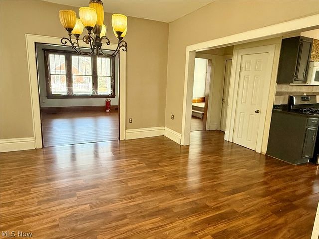 1206 W Virginia Avenue, Parkersburg, WV 26104