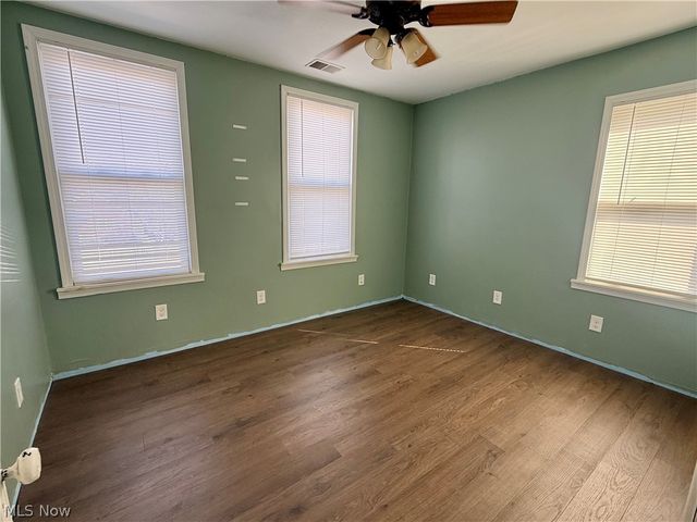 1206 W Virginia Avenue, Parkersburg, WV 26104