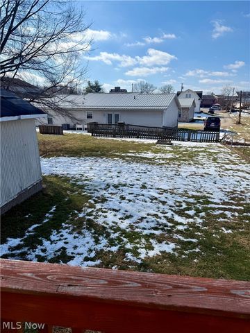 1206 W Virginia Avenue, Parkersburg, WV 26104