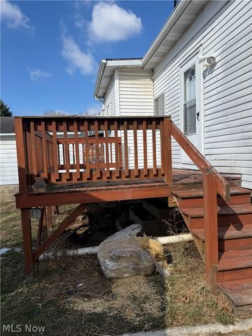 1206 W Virginia Avenue, Parkersburg, WV 26104