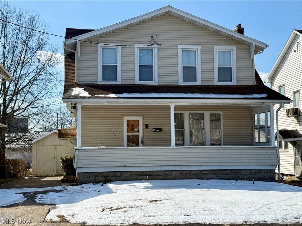 1206 W Virginia Avenue, Parkersburg, WV 26104