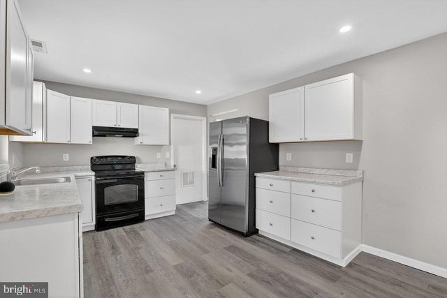1102 EVERGREEN BLVD, Browns Mills, NJ 08015