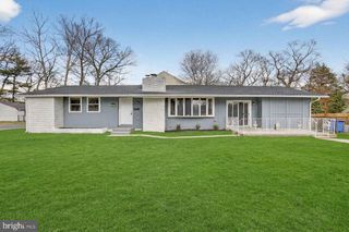1102 EVERGREEN BLVD, Browns Mills, NJ 08015