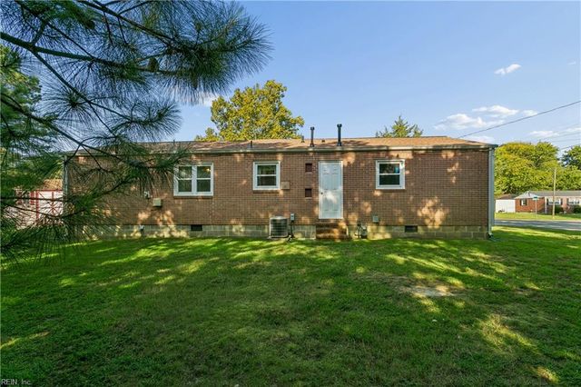 266 Monroe AVE, Newport News, VA 23608