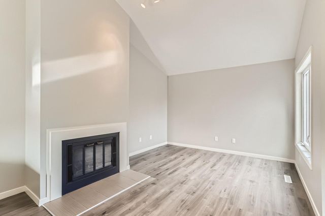 1318 Boardwalk Place, Minneapolis, MN 55411
