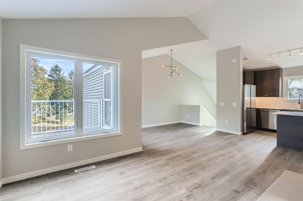 1318 Boardwalk Place, Minneapolis, MN 55411 — photo 5