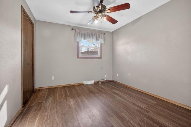 1201 APPLETON STREET, Menasha, WI 54952