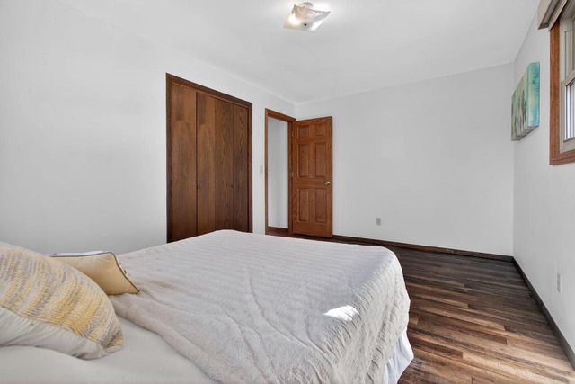 1201 APPLETON STREET, Menasha, WI 54952