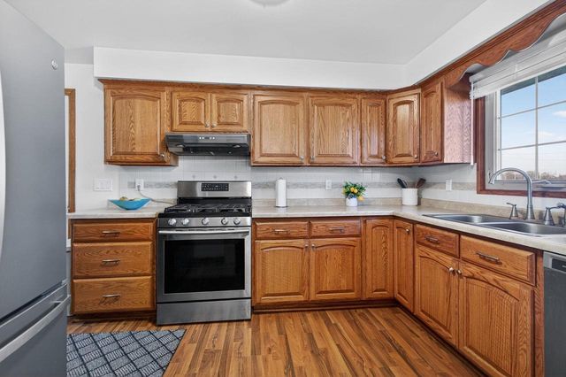 1201 APPLETON STREET, Menasha, WI 54952