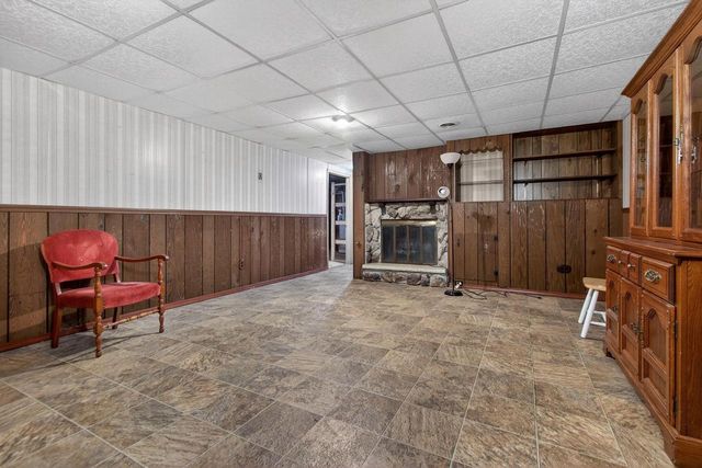 1201 APPLETON STREET, Menasha, WI 54952