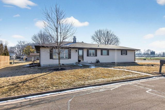 1201 APPLETON STREET, Menasha, WI 54952