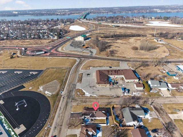 1201 APPLETON STREET, Menasha, WI 54952