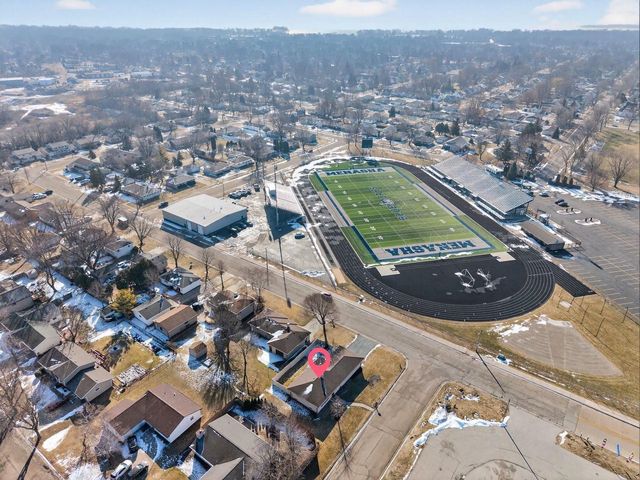 1201 APPLETON STREET, Menasha, WI 54952