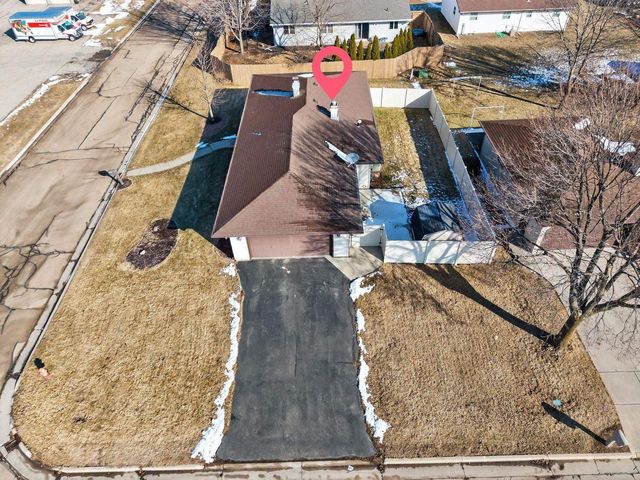 1201 APPLETON STREET, Menasha, WI 54952