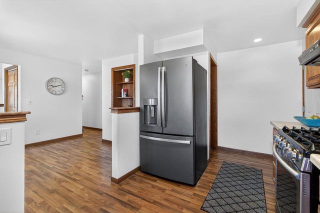 1201 APPLETON STREET, Menasha, WI 54952