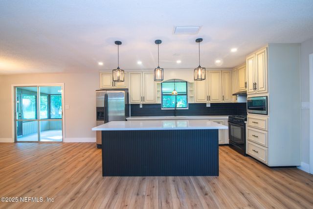 1925 STATE ROAD 16, Green Cove Springs, FL 32043