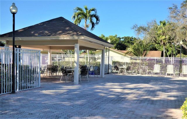 2665 NW 7th Court C, Delray Beach, FL 33445