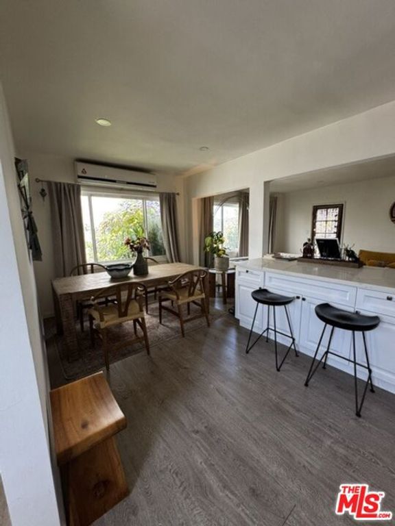 Image 26 of property listing at 10915 Ayres Avenue, Los Angeles, CA 90064