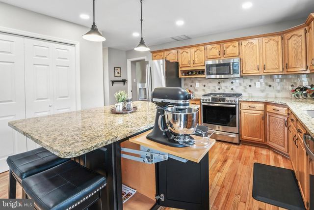 1414 SWAN LN, Mullica Hill, NJ 08062