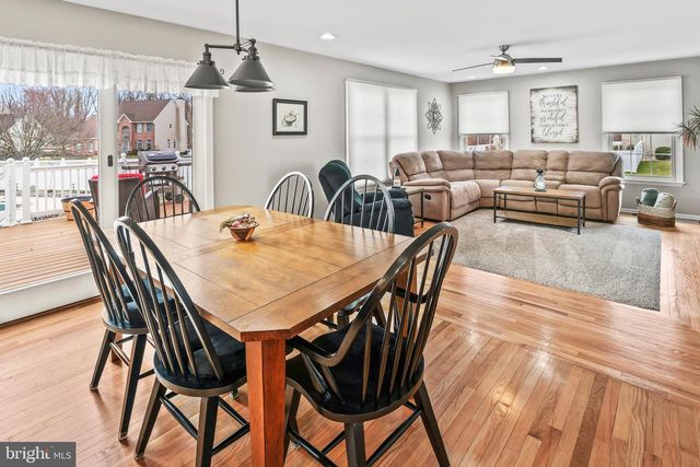 1414 SWAN LN, Mullica Hill, NJ 08062