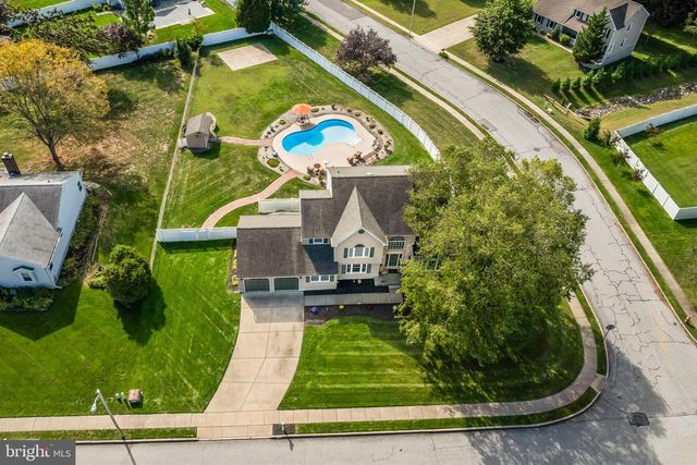 1414 SWAN LN, Mullica Hill, NJ 08062